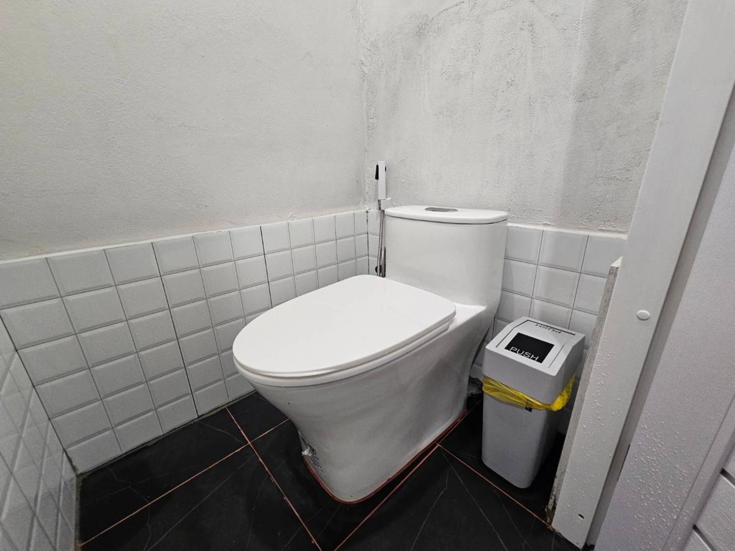 Hao Norn Hostel Thong Sala Buitenkant foto