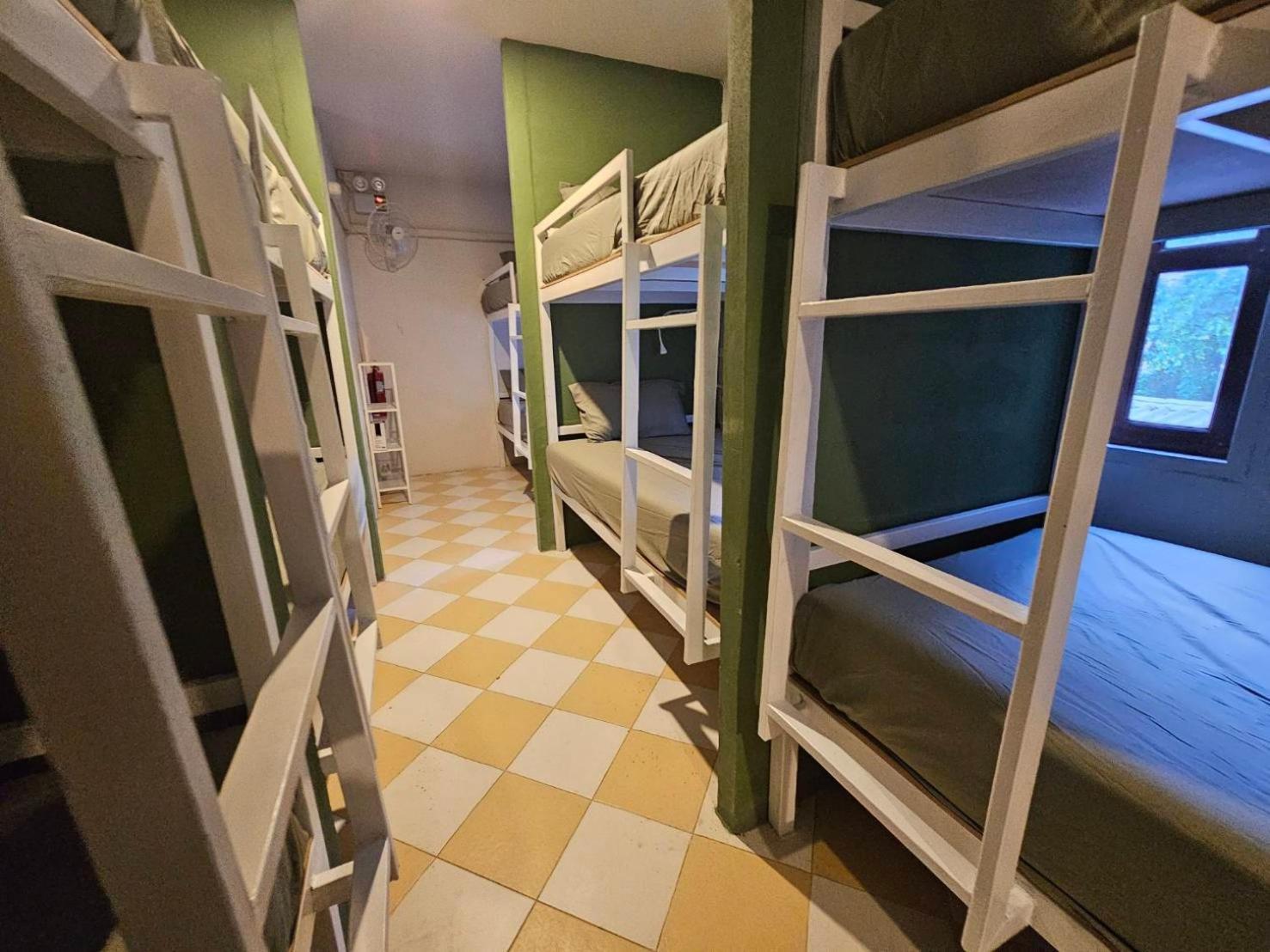 Hao Norn Hostel Thong Sala Buitenkant foto